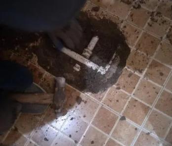 电白卫生间漏水维修公司为您分享下卫生间渗水如何处理及注意事项